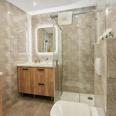 Golden Hour Apartments- Plac Slowianski 18 * Świnoujście