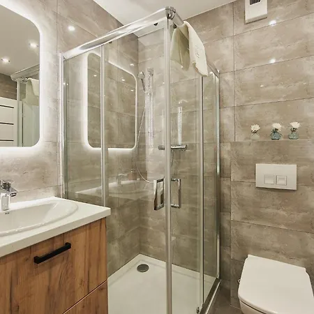 Golden Hour Apartments- Plac Slowianski 18 * Świnoujście