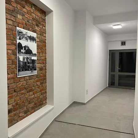 Golden Hour Apartments- Plac Slowianski 18